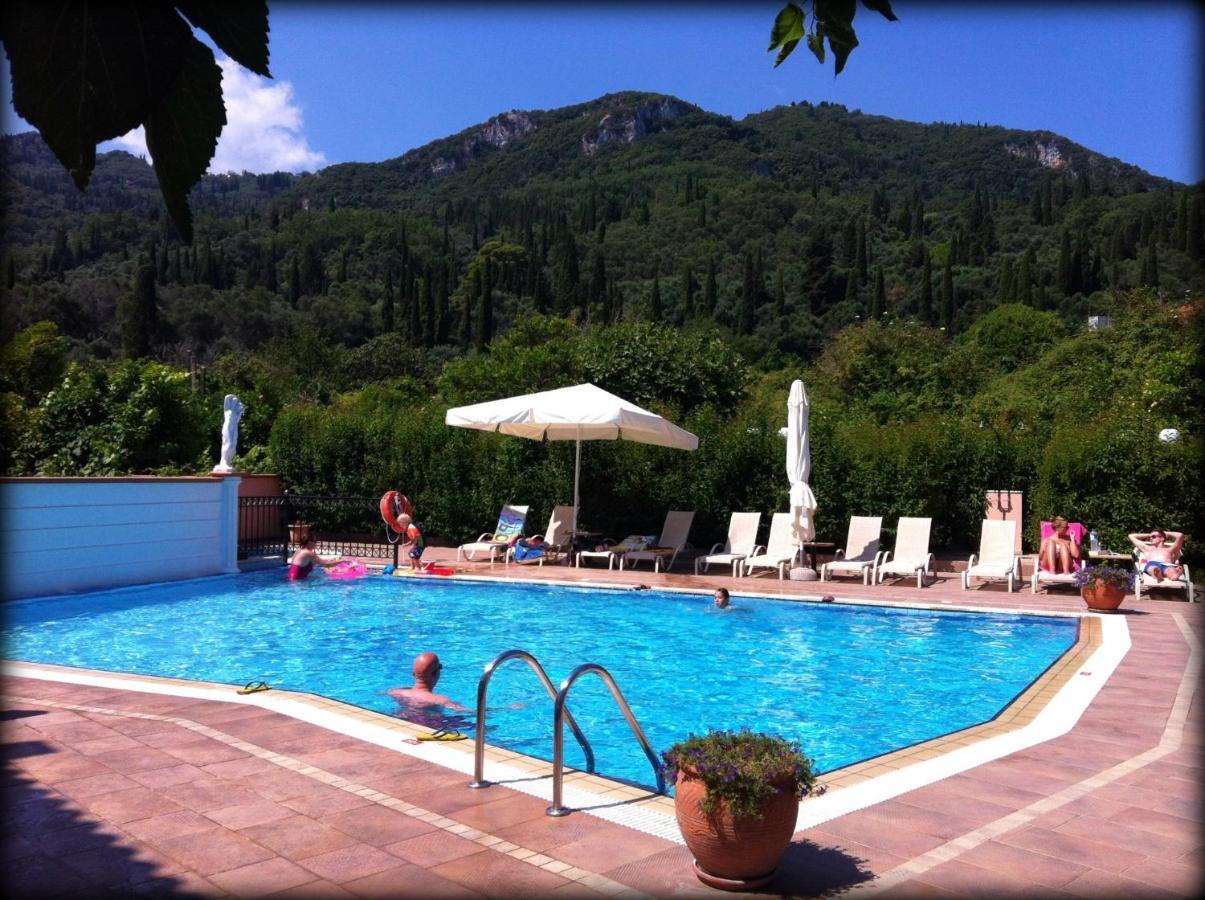 Apartments Corfu Sun Pool Side Benitses  Bagian luar foto